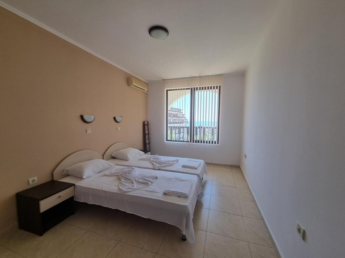 Aparthotel WATERMILL Apart Complex à Sveti Vlas Extérieur photo