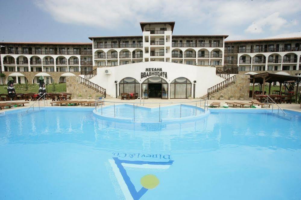 Aparthotel WATERMILL Apart Complex à Sveti Vlas Extérieur photo