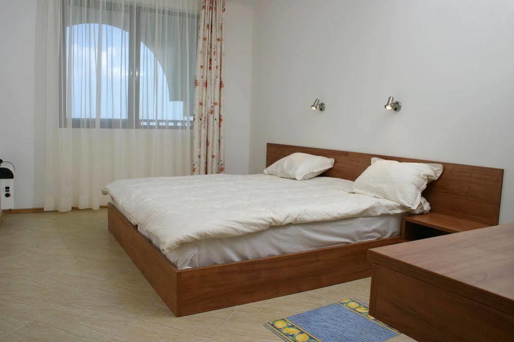 Aparthotel WATERMILL Apart Complex à Sveti Vlas Extérieur photo